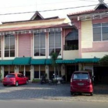 Hotel Margosuko Маланг Экстерьер фото